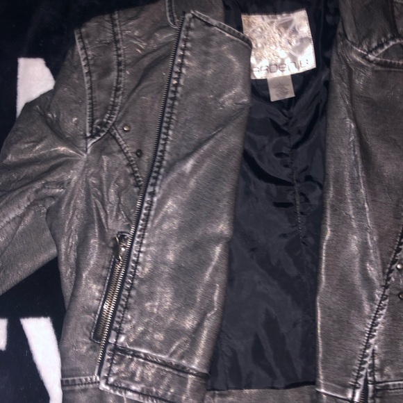 Jacket - Picture 5 of 6